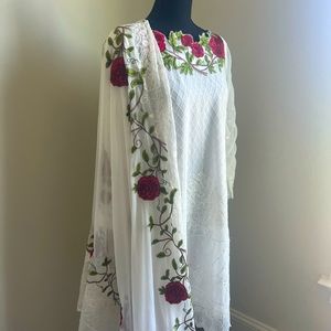 White Flower Embroidered Indian Pakistani Salwar Kameez Kurta Outfit Desi